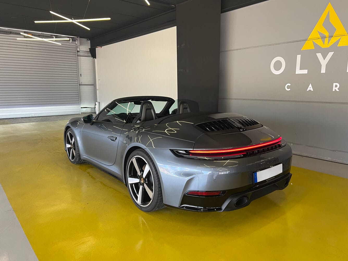 Porsche 911 Carrera Cabrio