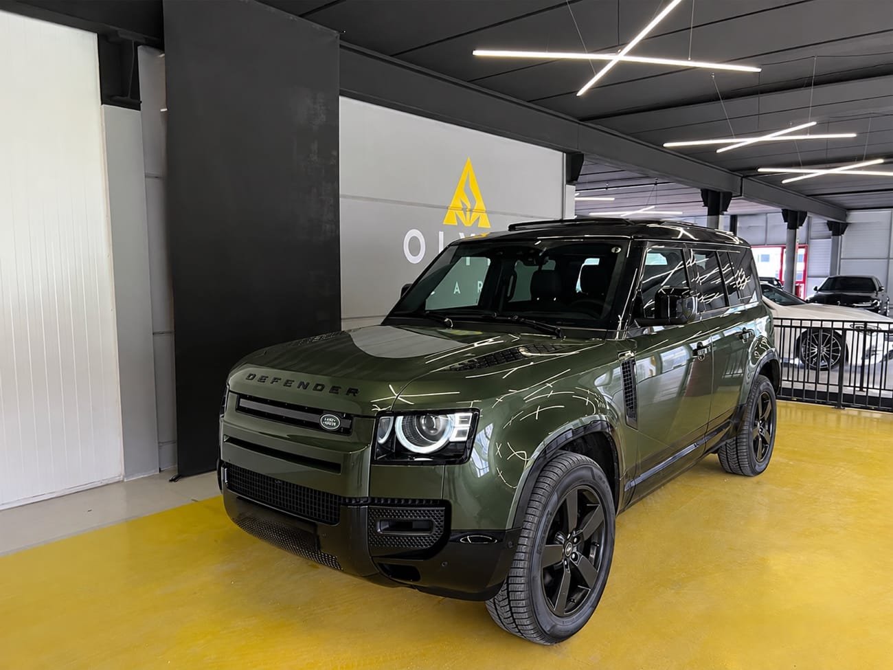 Land Rover Defender 3.0