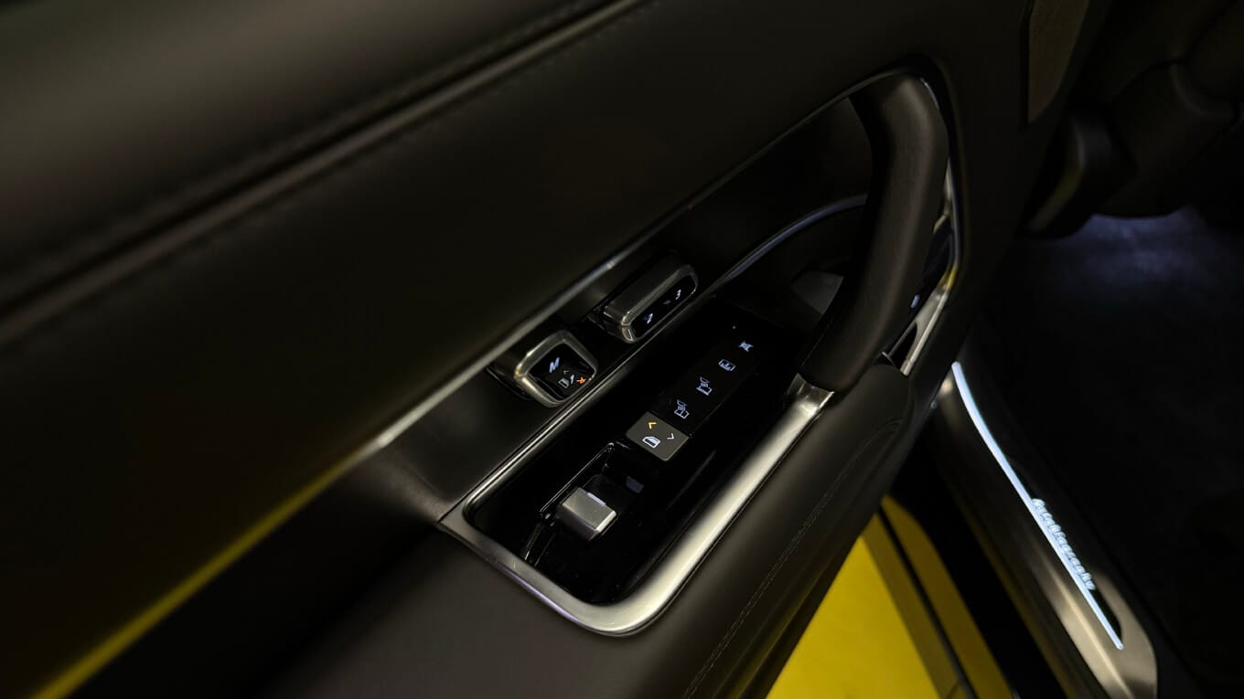 Range Rover Vogue LWB Autobiography