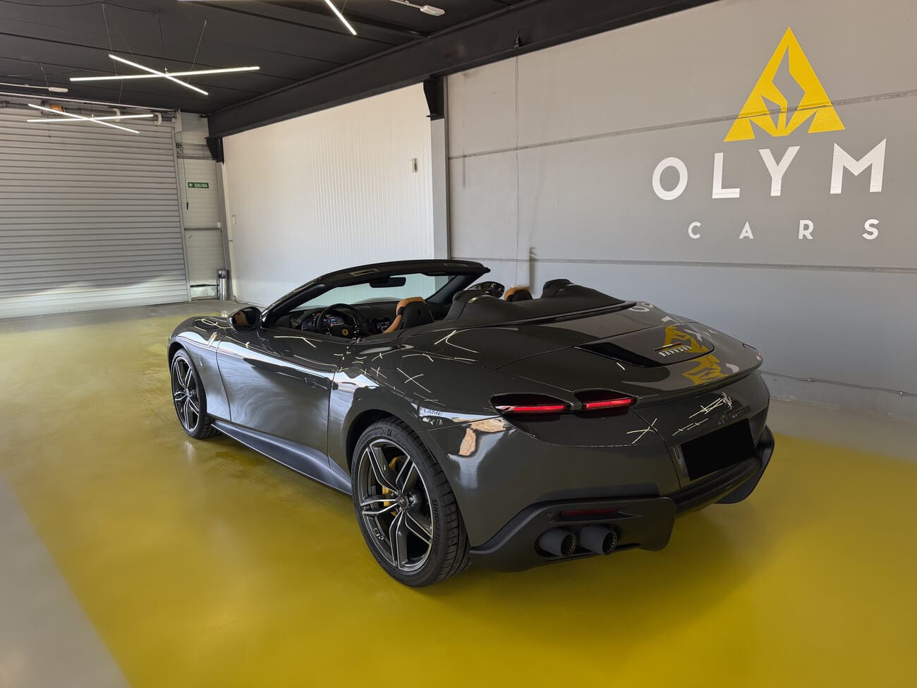Ferrari Roma Spider