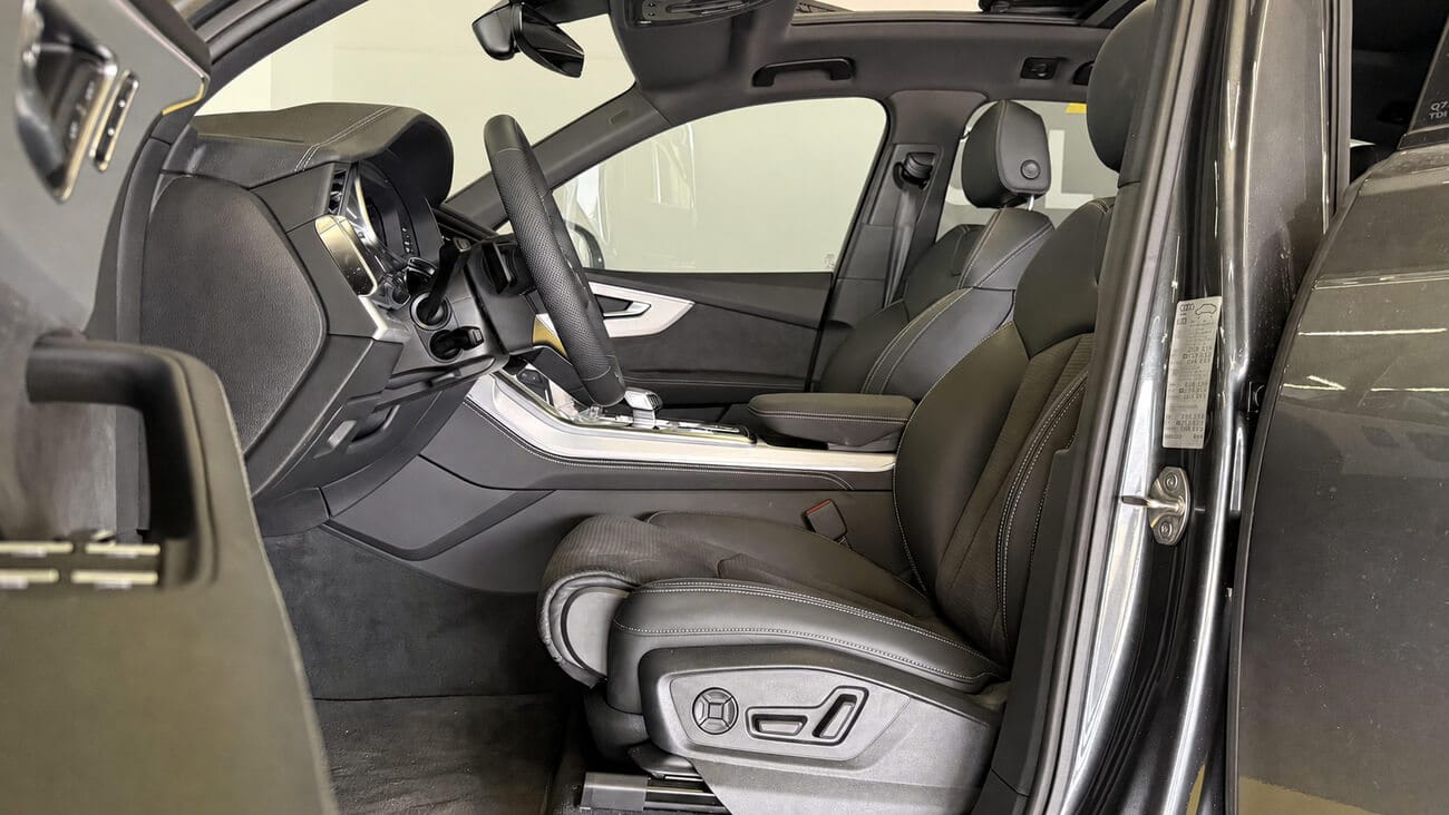 Audi Q7 S-line