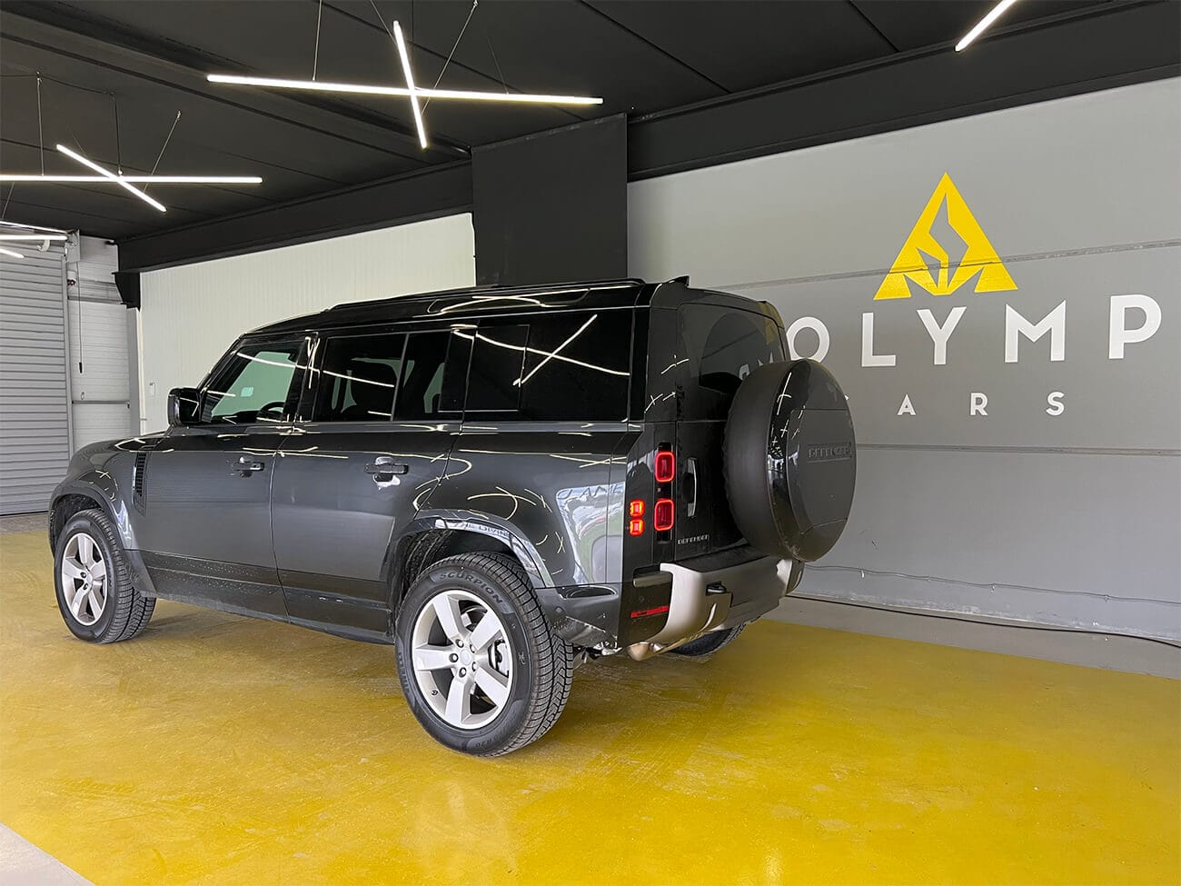 Land Rover Defender 3.0