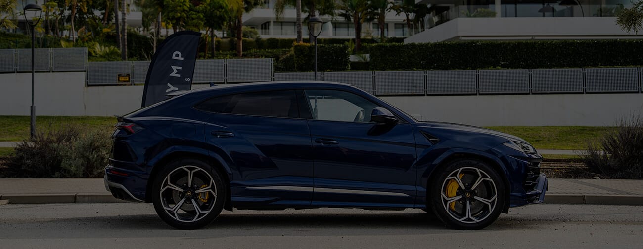Lamborghini Urus Blue
