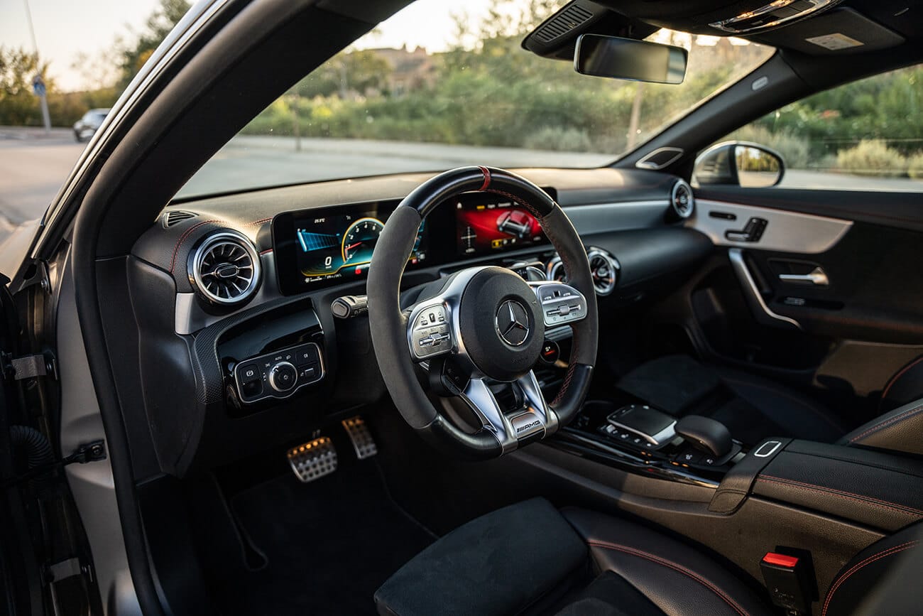 Mercedes-AMG CLA45s