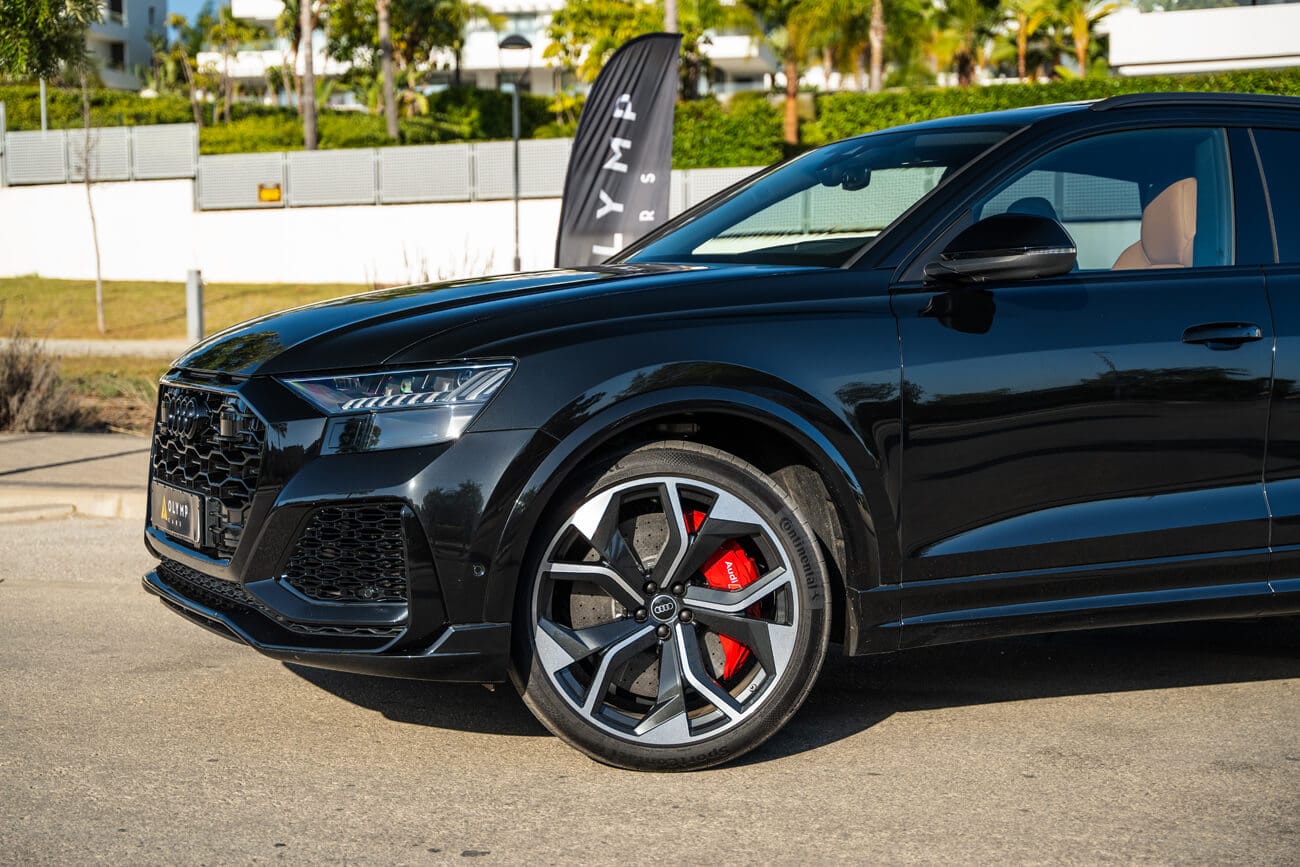 Audi RSQ8
