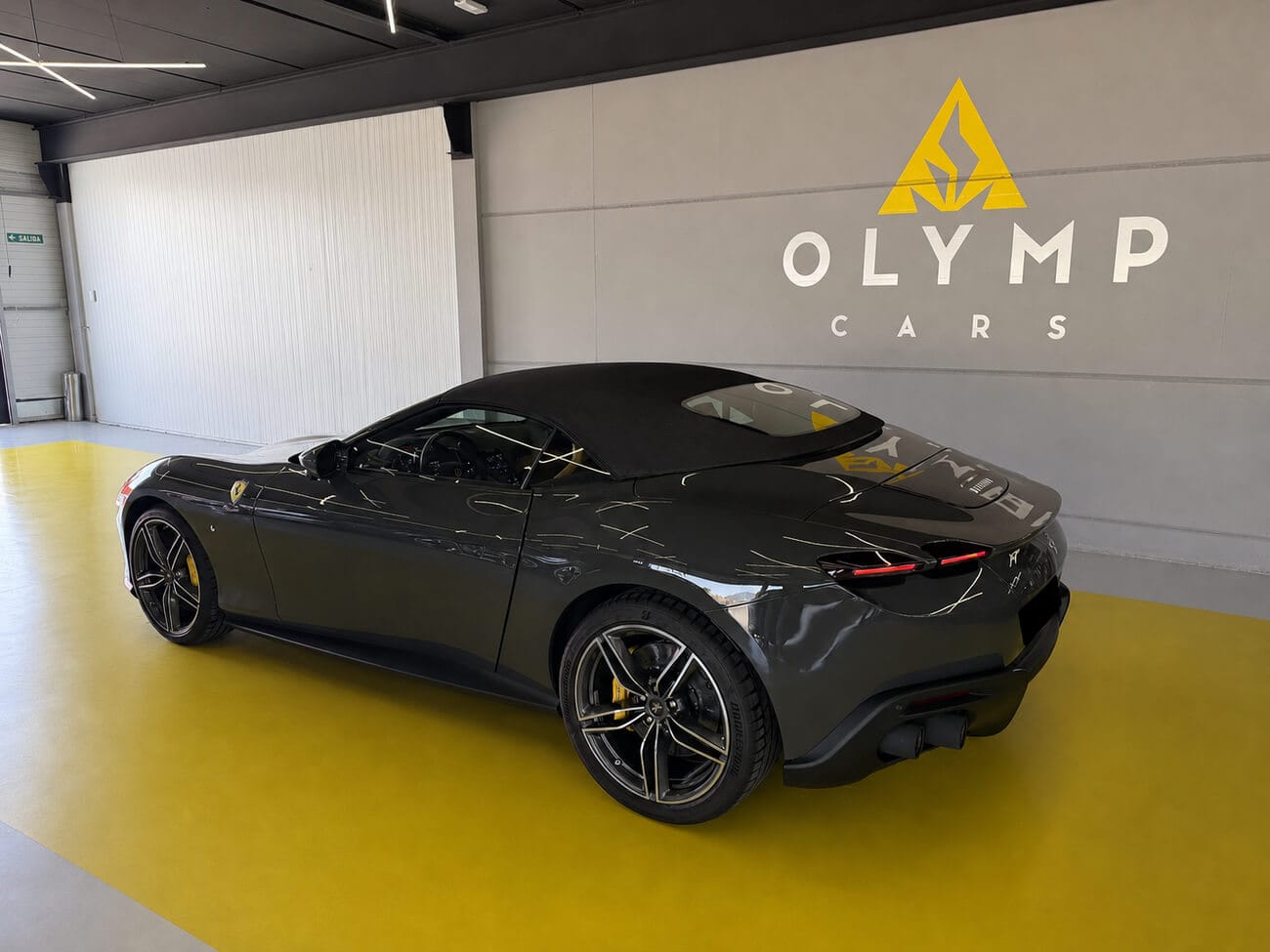 Ferrari Roma Spider