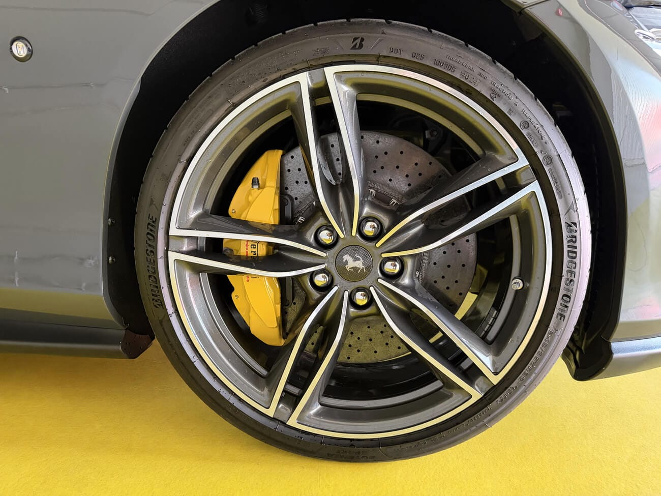 Ferrari Roma Spider