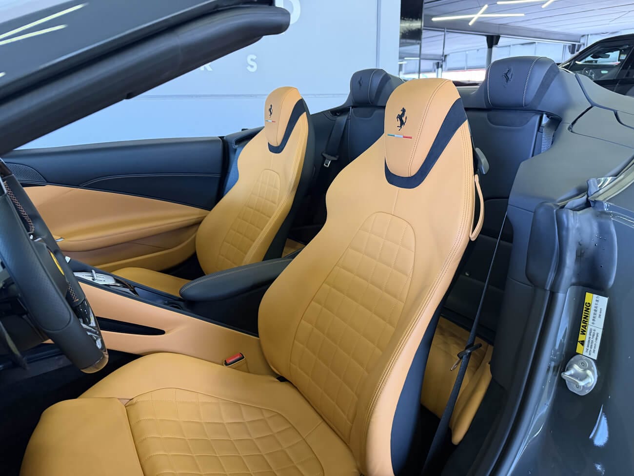 Ferrari Roma Spider