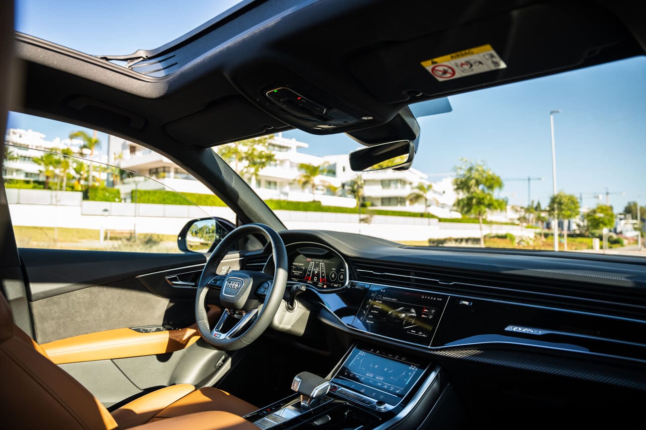 Audi RSQ8