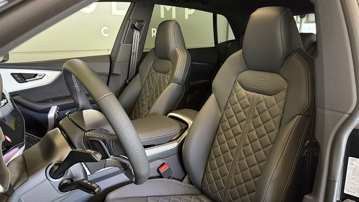 Audi Q8 S-line