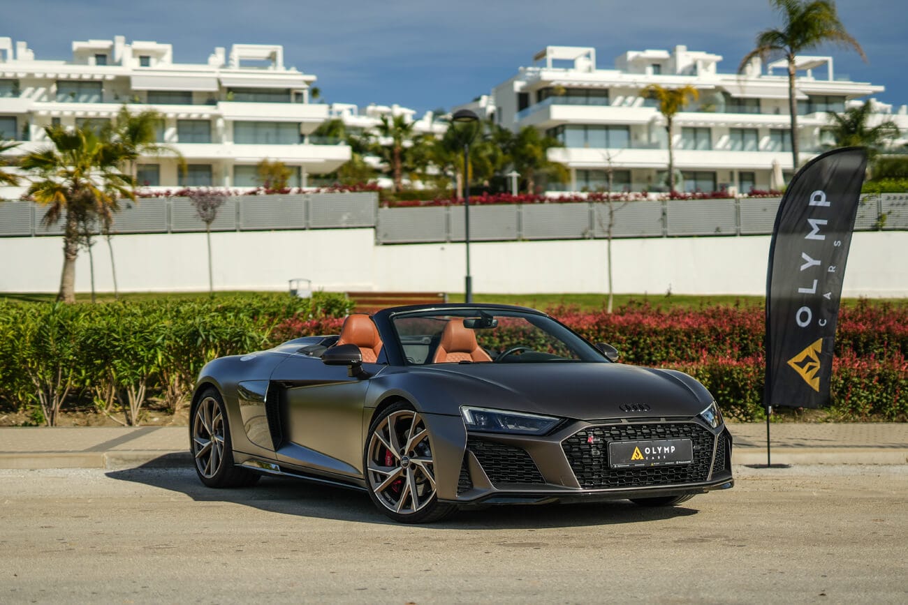 Audi R8 Spyder Brown